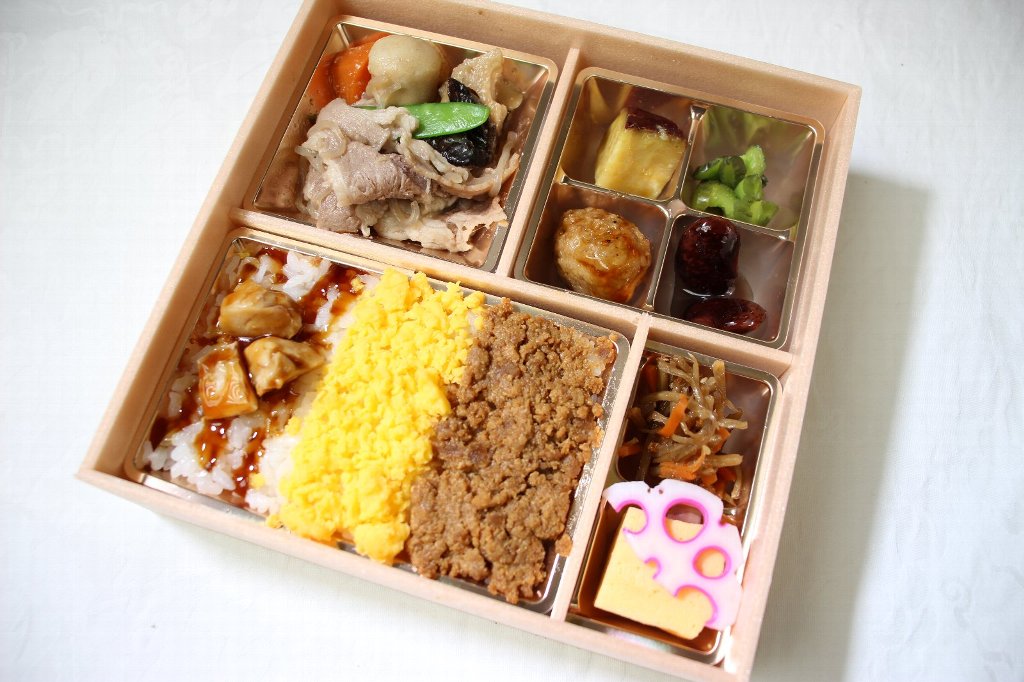 特選トロ牛すき焼き旬菜御膳